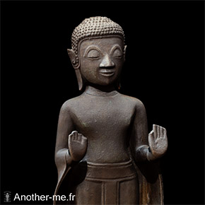 Scan 3D texturé d'un Bouddha en bronze d'environ 30cm de hauteur